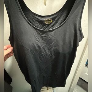 Lily Pulitzer built in bra tops- set of 2